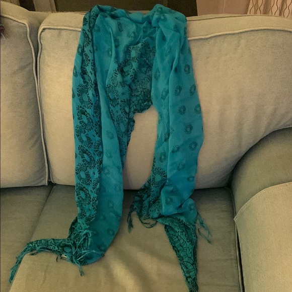 Chic Blue Patterned Scarf - Picture 1 of 1